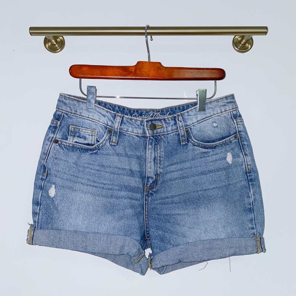 Cutoff Rolled Mom Jean Shorts